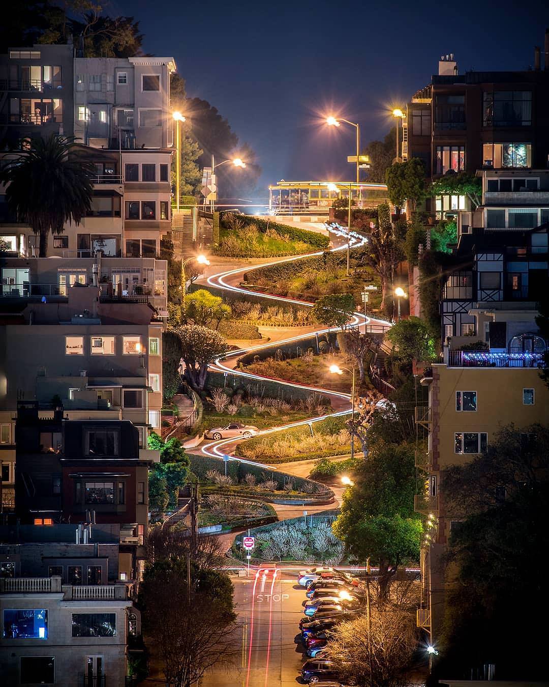 San Francisco's Famous Lombard Street Limo Service